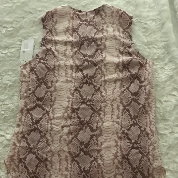 Equipment Silk Tank - Picture 4 of 8